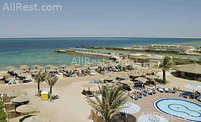 Triton Empire Beach Resort 14